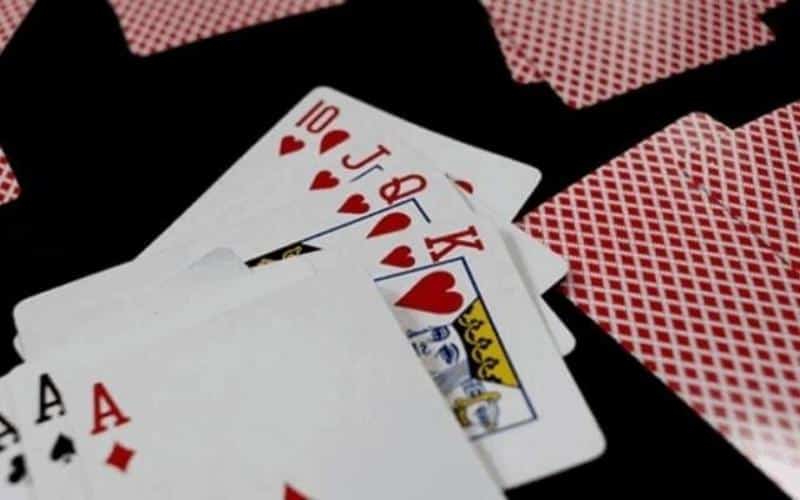 Những thông tin về game bài mậu binh mà bạn nên biết