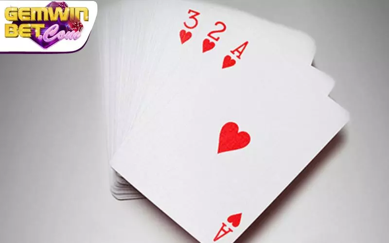 Thao tác có thể thực hiện trong luật chơi bài Liêng Thao tác có thể thực hiện trong luật chơi bài Liêng